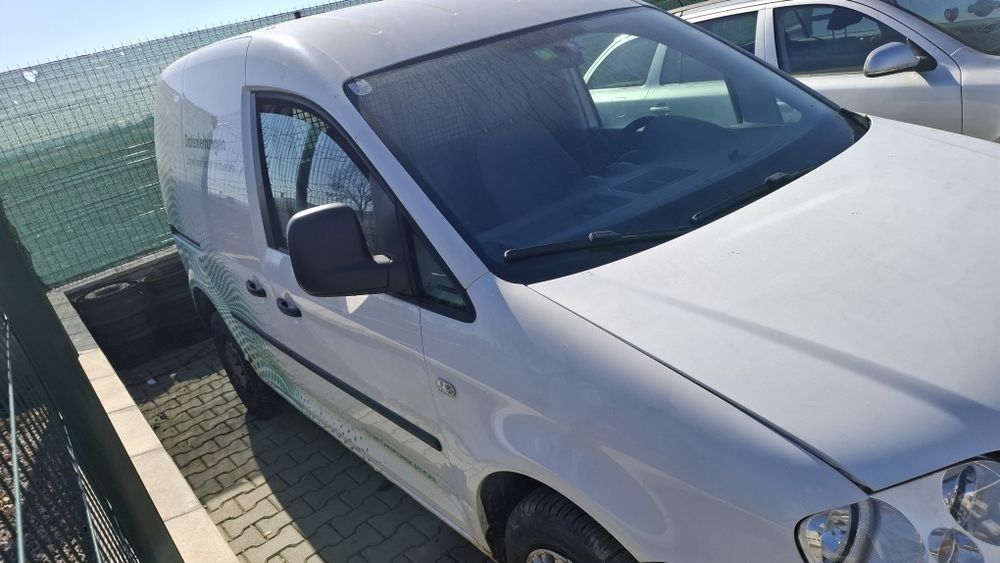 Vand capota,far,usi Caddy