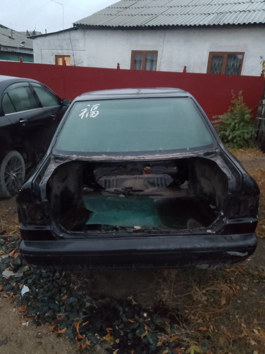 Нисан 100к варианты