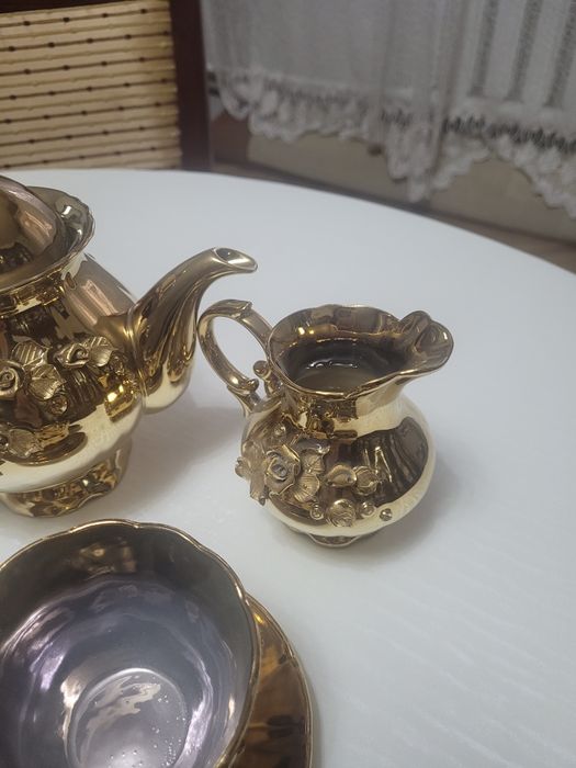 Продаётся чайный сервиз