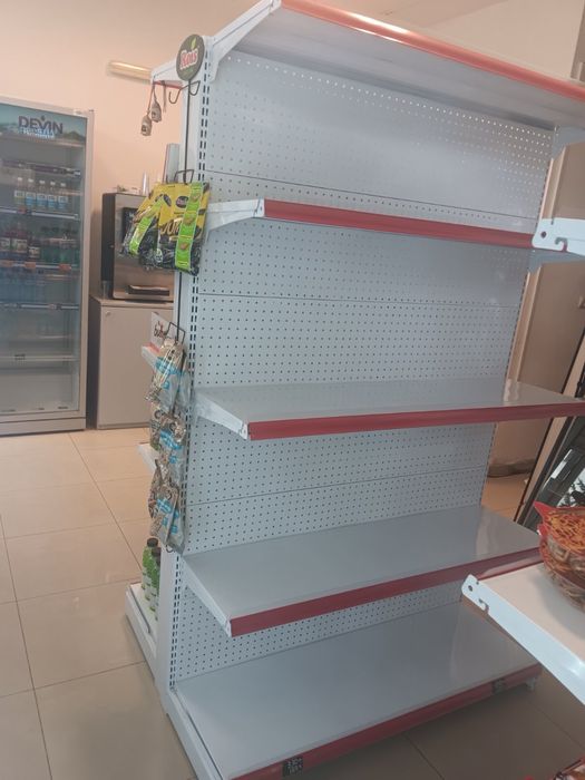 Метални стелажи