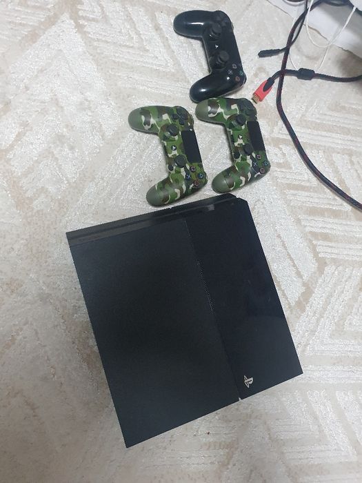 Playstation 4 512 продам