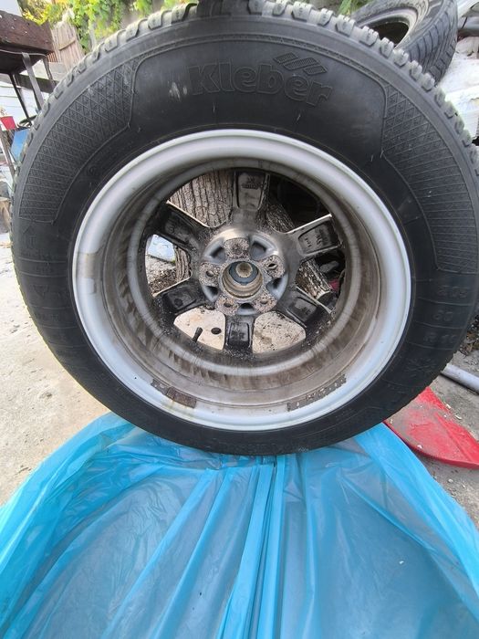 Vând jante 205.60r16