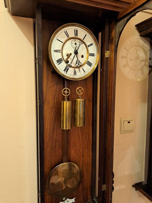 Ceas pendula cu 2 greutăți