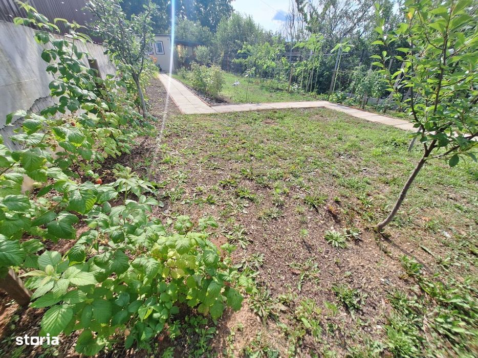 Teren intravilan de 437 mp, zona Razoare