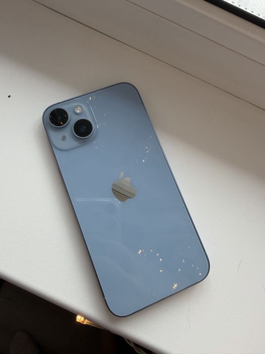 Продам IPhone 14 256 GB