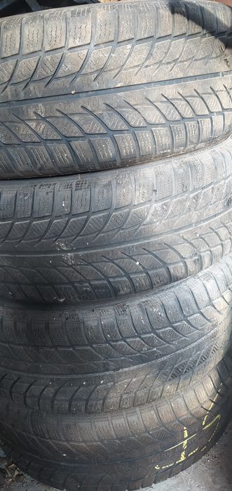 Cauciucuri de iarna pentru Opel Insigna 215/55/R17