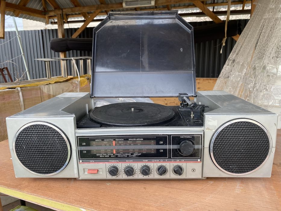 Вега - 300 стерео радиола