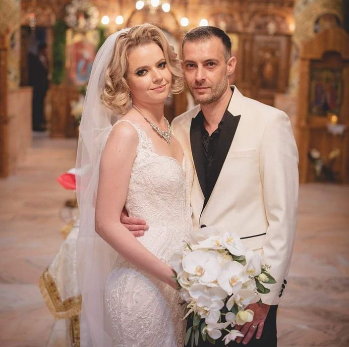 Rochie de mireasa tip sirena S-M