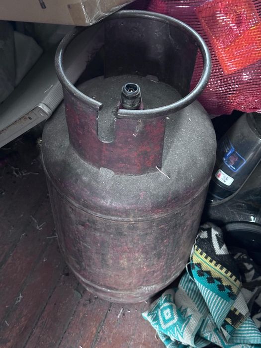 Продам газовый баллон 27л