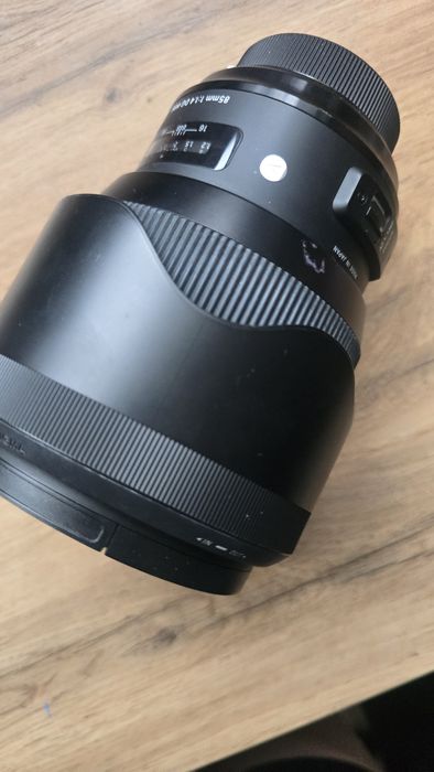 Продам Sigma art 85 1.4