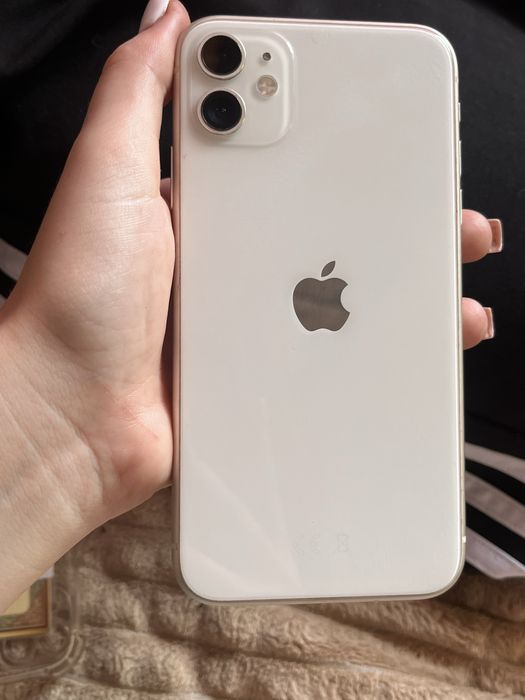 Iphone 11 в белом цвете
