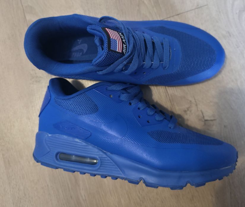 Nike air max обувки