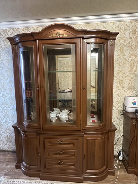 Стенка, горка, комод