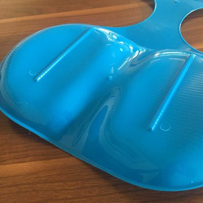 Преносима, пластмасова шейна с дръжка