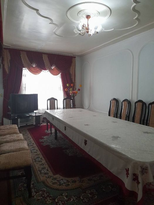 Hovli sotiladi 95 000 dollorga