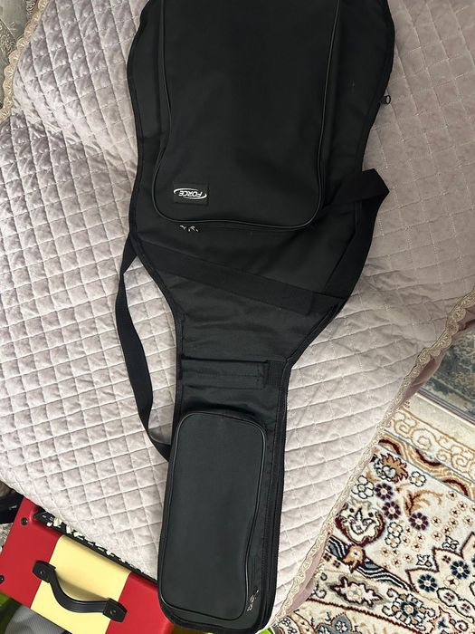 Продам электрогитару