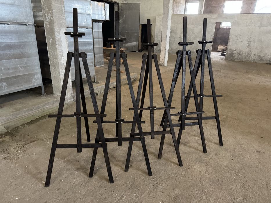 Срочно продам мольберт