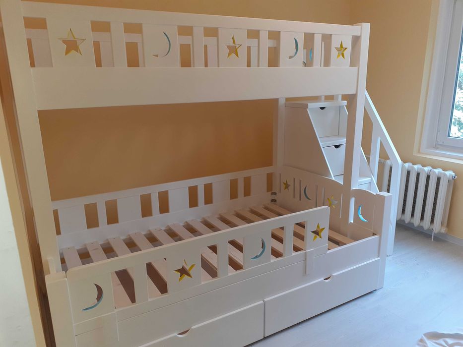 TRANSPORT GRATUIT.Pat etajat-supraetajat din lemn masiv.Cod 3525