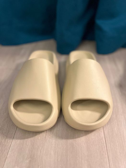 Addidas Yezzy slide Original Коледно Намаление