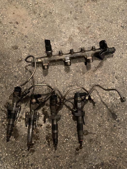 Рено лагуна 2.2/150коня