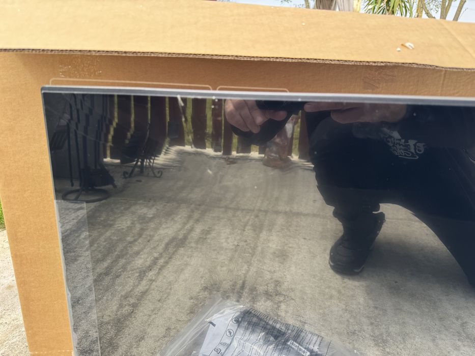 TV Hisense Smart spart – pentru piese