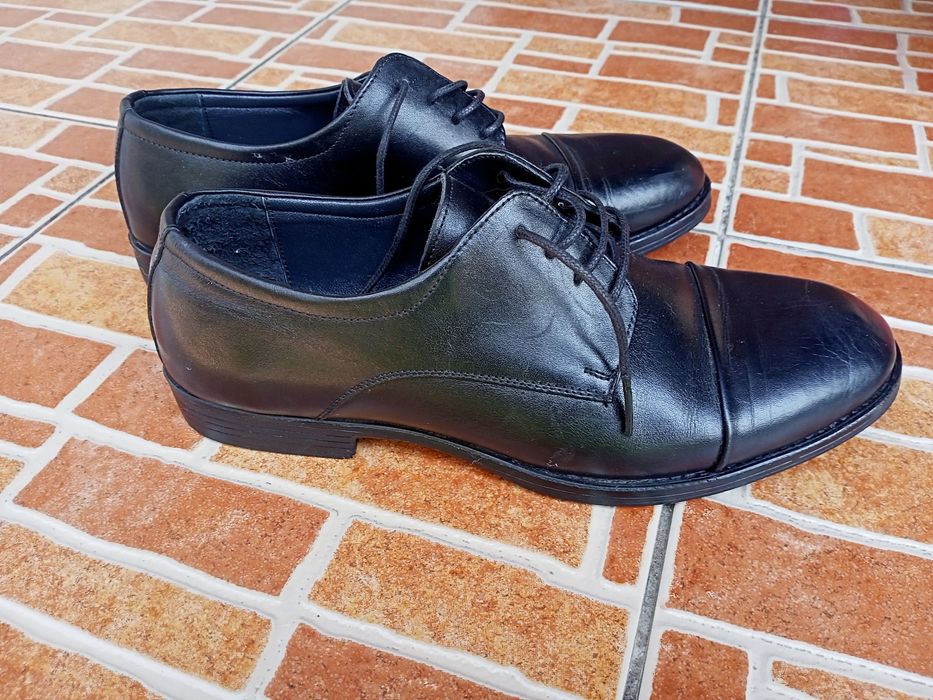 Школьная обувь для мальчика.