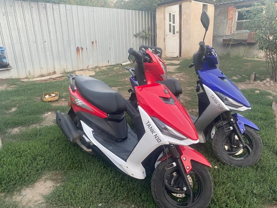 Продам мопет,  . Синий 220000, срочно