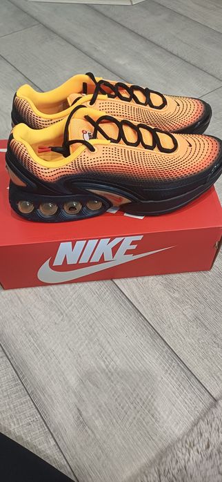 Маратонки NIKE air max dn se