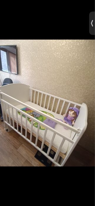 Продам детскую кроватку