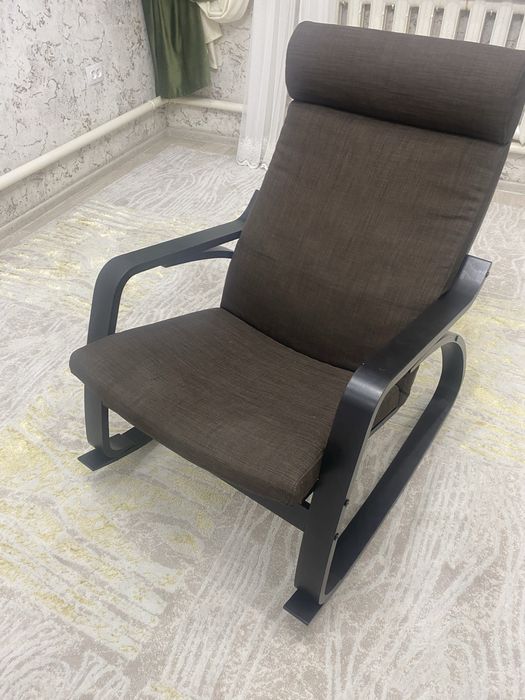 Продам кресло качалку