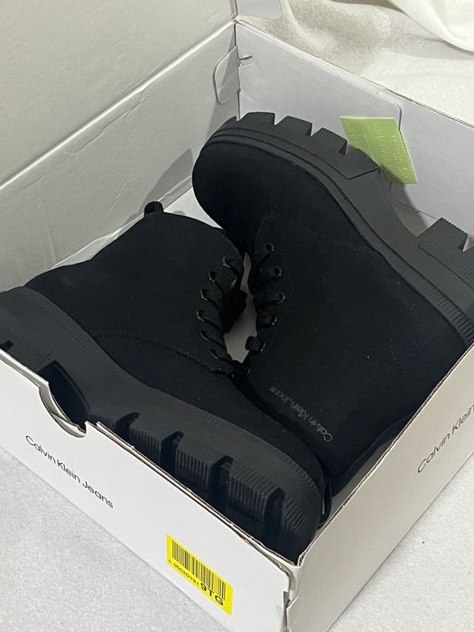 Ghete de iarnă,pana la glezna,noi fără etichetă