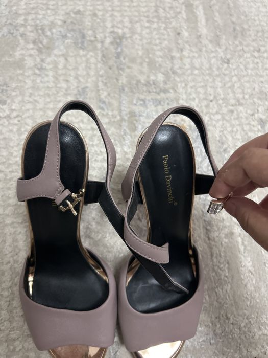 Продам басаножки кожаные