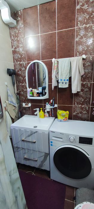 Продам 2 комн квартиру!