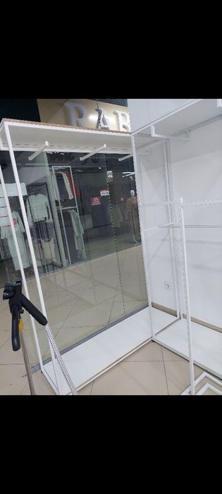 Продаю торговое оборудование