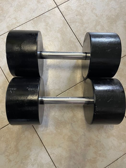 Чифт дъмбели 30 кг