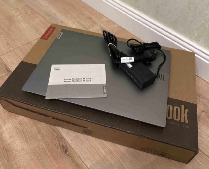 Продам ноутбук Lenovo ssd 512