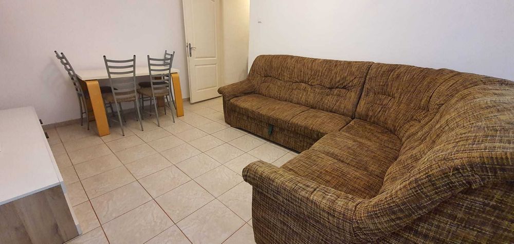 Închiriez apartament cu 2 camere ultracentral Marghita
