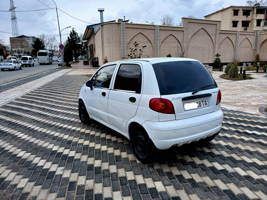 Matiz mix sotilade yile 2009 kraska bita eshigida bor  xalati ideani