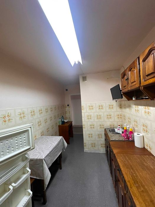Închiriez apartament