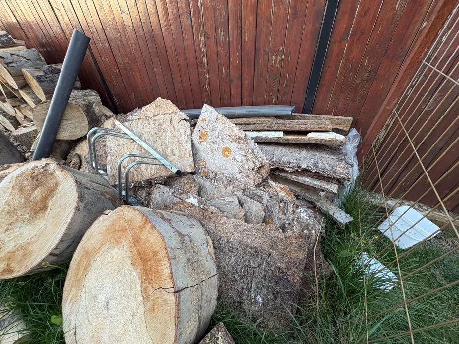 Fac  debarasări în gospodării