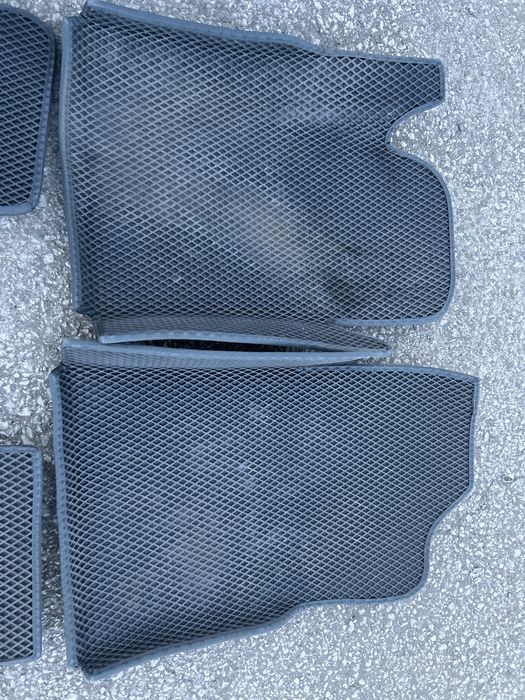 Продаю ЕВА коврик Geely Coolray
