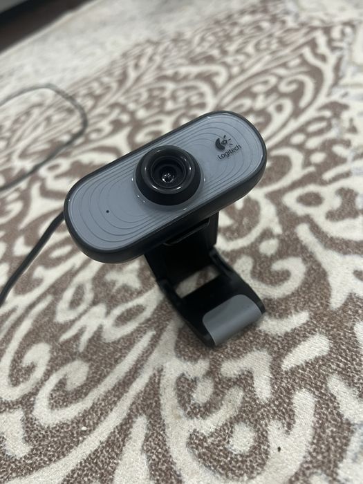 Logitech камера