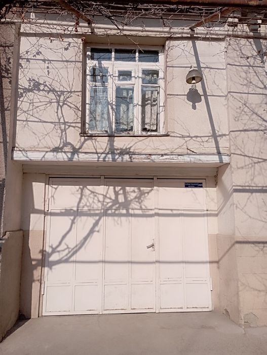 Уй сотилади тезда