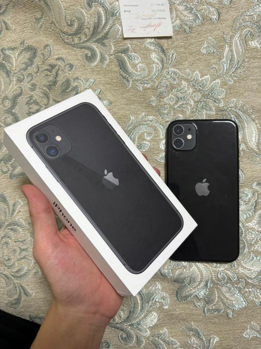 iPhone 11 black