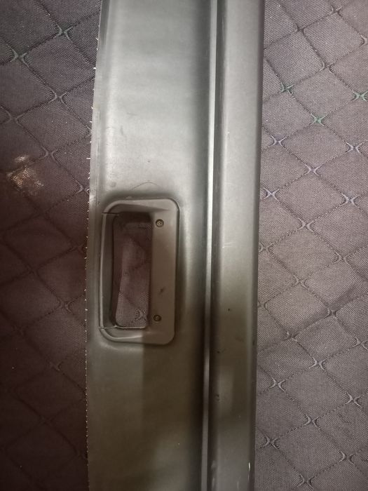 Продам заднию  шторку на лифан красовер