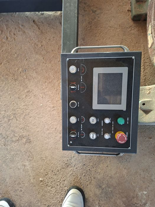 Circular profesional cu incizor si masina de aplicat cant