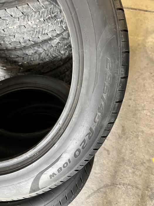 4 anvelope vara 285/45/20 , Pirelli !