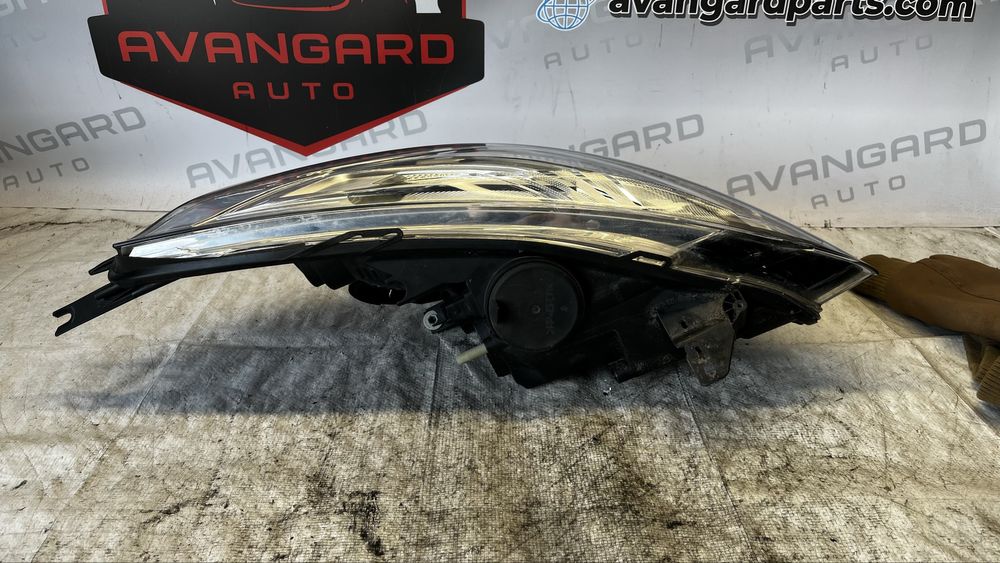 Renault Clio 4 ляв фар