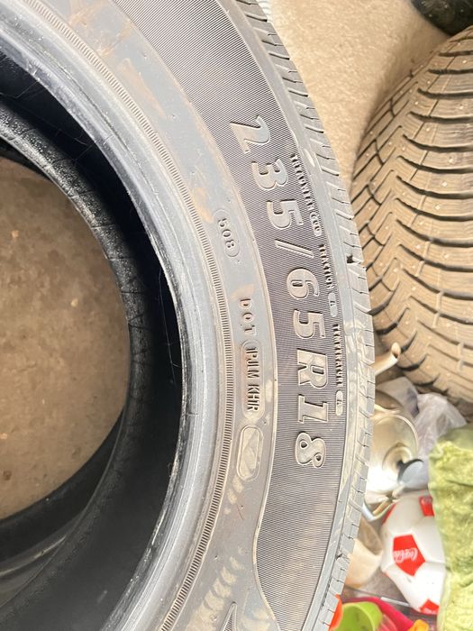 Продам резину  на паркетник р18