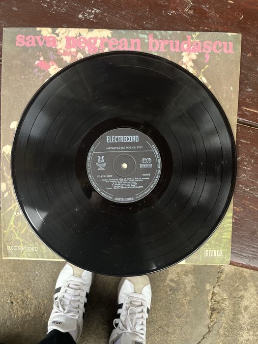 disc vinil,intr o stare foarte buna